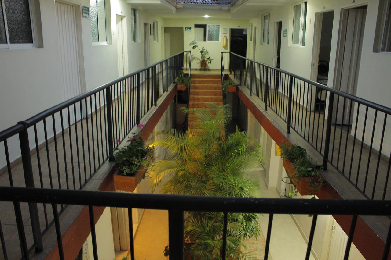 Hotel Pacifico Cerca Al Aeropuerto Palmira  Esterno foto